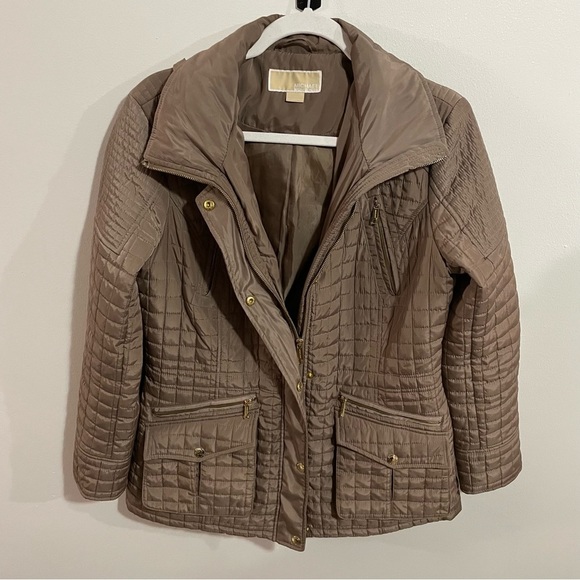 Michael Michael Kors Quilted Hooded weather-proof Gold Accent Coat jacket Size M - Picture 3 of 10